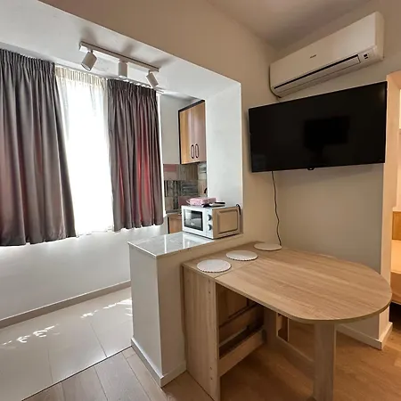 Ida's Apartment *